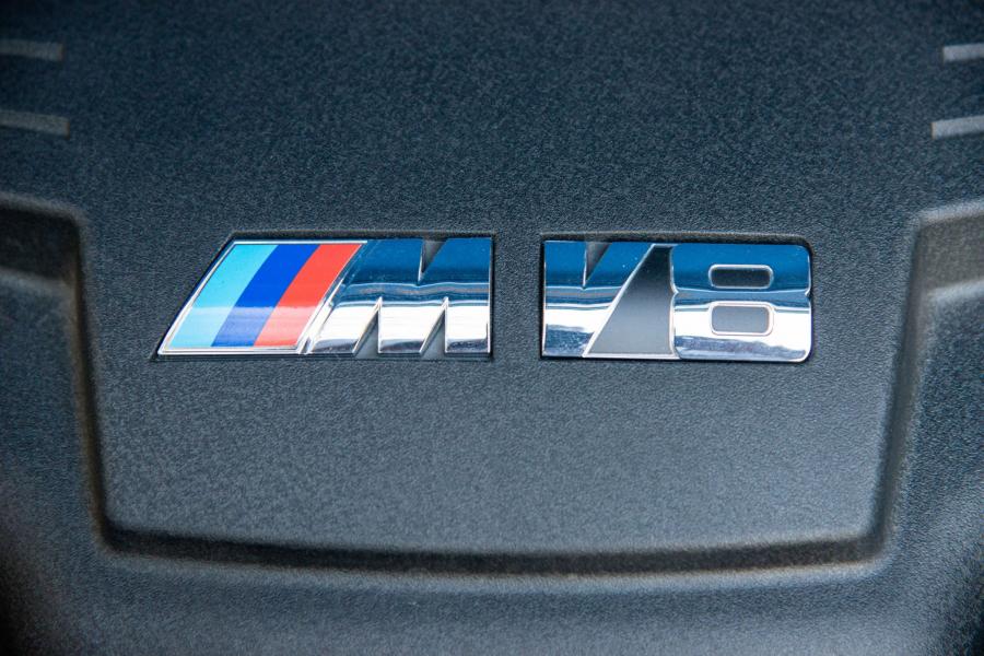 Моторный отсек BMW M3 Coupe Competition Package 2013 года  (фото 82 из 98)